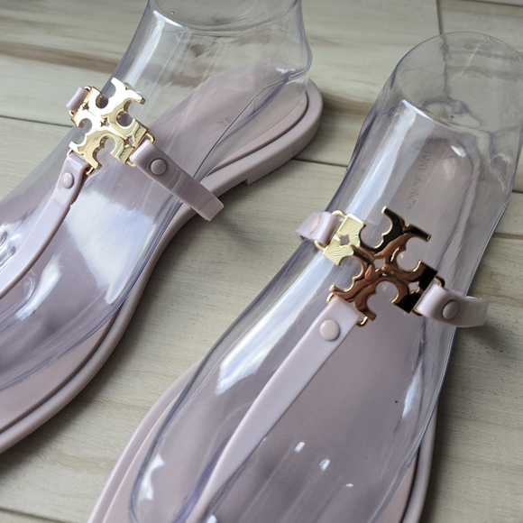 Tory Burch Women's Roxanne Jelly Sandals In Meadowsweet/Gold - Picture 7 of 15